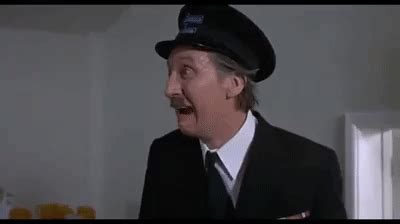 Holiday On the Buses Made my DAY on Make a GIF