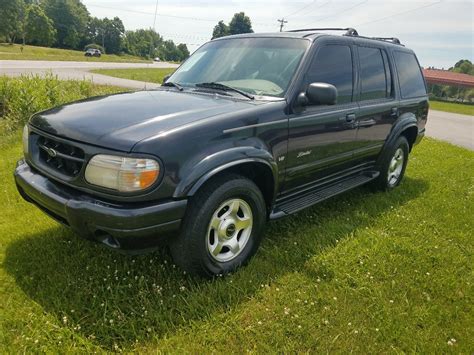 Used 2000 Ford Explorer Limited AWD for Sale in Stanford KY 40484 150 ...