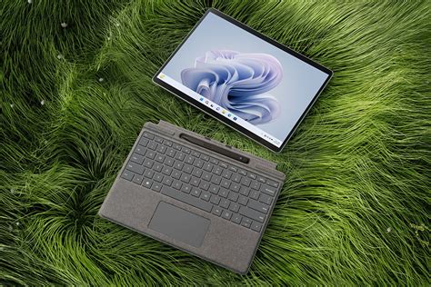 Surface Pro 9 5G Is Here, Powered By Microsoft SQ 3 Processor - Lowyat.NET