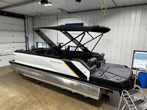 Manitou Pontoon Boats for Sale - South Dakota Manitou Boat Dealer