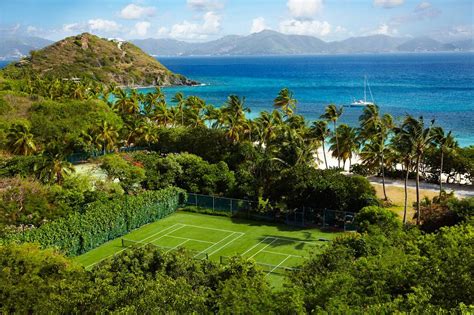 25 Gorgeous Oceanfront Tennis Courts | Best hotel in world, Island resort, Oceanfront