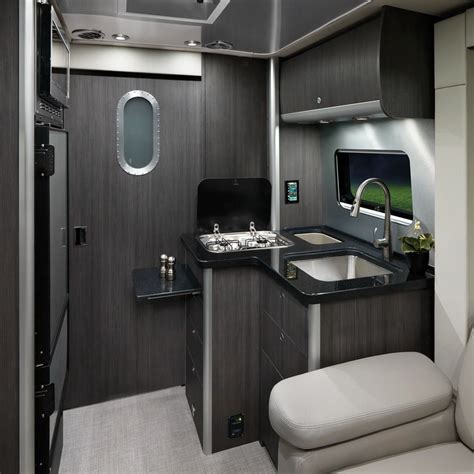 2021 Airstream Atlas ™ Murphy Suite AI21500 | Airstream Inland Empire