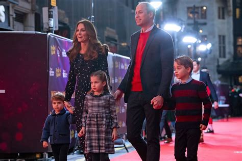 Kate Middleton Wearing Navy Dress With Kids on Red Carpet | POPSUGAR ...