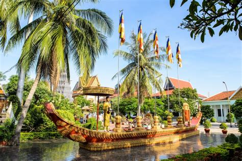 Golden Triangle of Indochina 10 Day Package Tour (Vietnam - Laos - Cambodia) - Tourist Journey