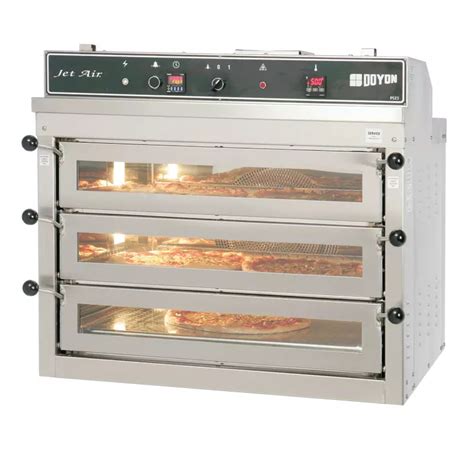 Understanding the Types of Commercial Ovens