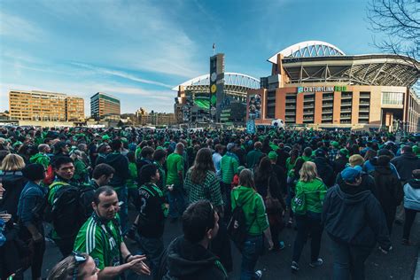 Sounders FC signs 10-year extension to remain at CenturyLink Field ...