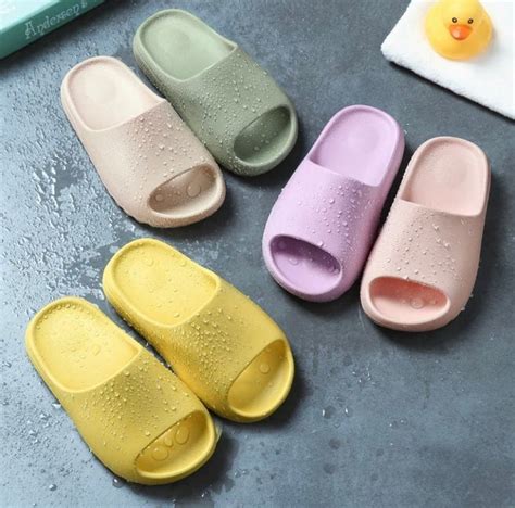 KIDS Slides / Yeezy Trendy | Etsy