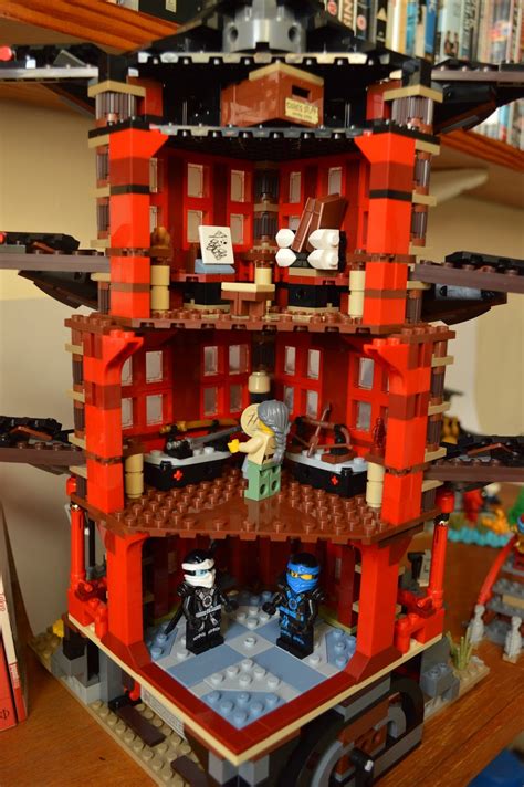 Origami Girl's Heroics: In which there is a Lego ninja village, and ...