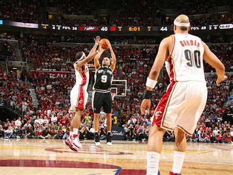 2007 NBA Finals: Game Four - Photo 1 - Pictures - CBS News