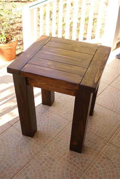 rojo kayo: More Side table wood plans