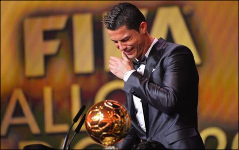 Cristiano Ronaldo wins the FIFA Balon d'Or 2013 and breaks in tears