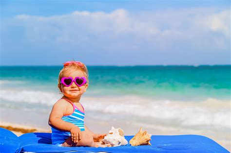 21 Brilliant Baby Beach Games | BEACHES