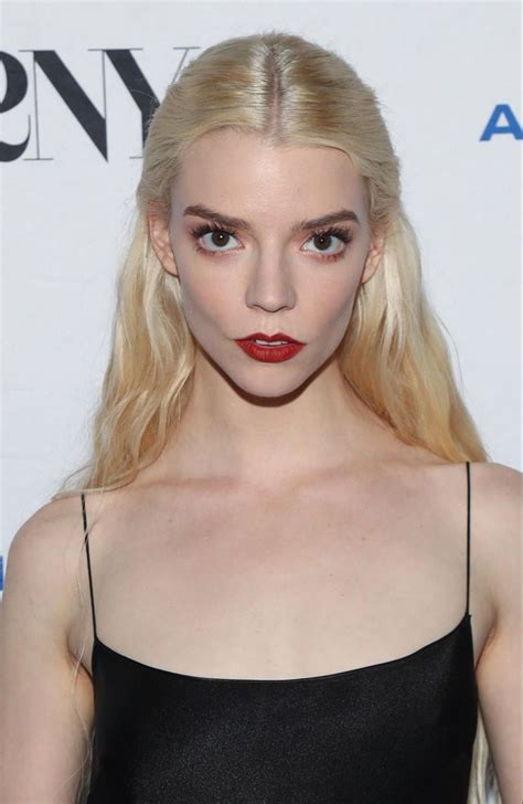 anya taylor joy | Celebridades, Actrices bonitas, Belleza mujer