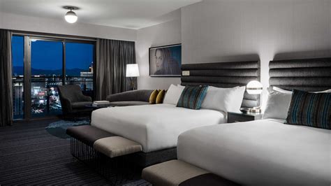 Las Vegas Luxury Hotel Rooms and Suites | The Cosmopolitan