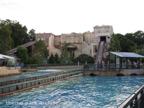 Escape From Pompeii at Busch Gardens Williamsburg | Theme Park Archive