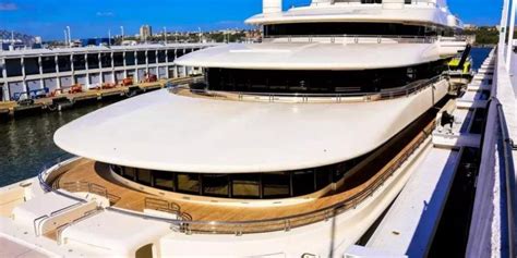 Checkout Inside Roman Abramovich’s N115bn Exotic Private Yacht (Photos ...