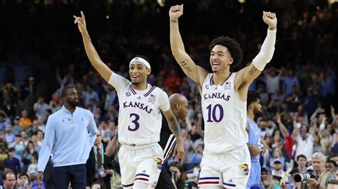 Kansas basketball roster: Starting lineup prediction, bench rotation ...