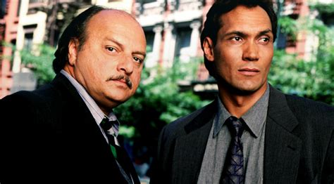 15 Best 'NYPD Blue' Episodes To Stream Now That The Drama's On Hulu