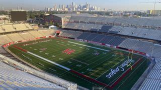 The Houston Cougars Stadium Needed a Sonic Upgrade—L-Acoustics ...