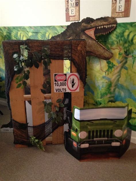 dinosaur trunk or treat - - Yahoo Image Search Results | Dinosaur birthday party, Jurassic park ...