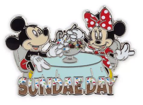 69882 - 2023 Mickey and Minnie Mouse - National Sundae Day