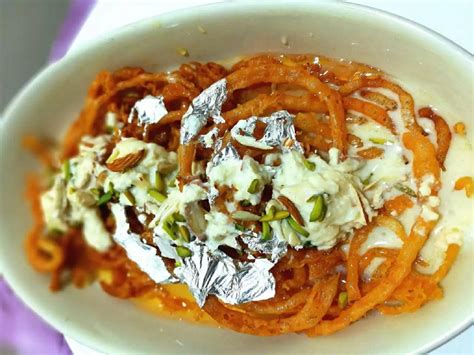 Rabri Jalebi Benefits: Eat Jalebi with Rabri before sunrise, these ...