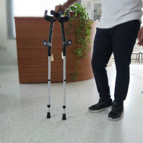 Forearm Crutches – Pro Kuido