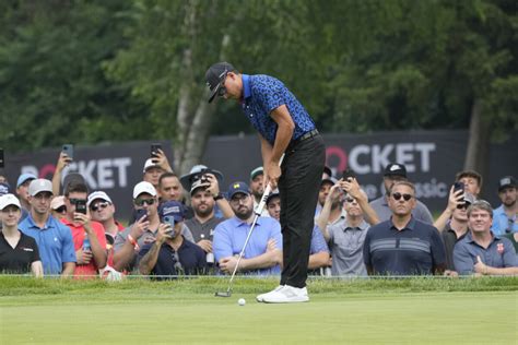 Fowler leads the Rocket Mortgage Classic at 20 under in a bid to end drought – Metro US