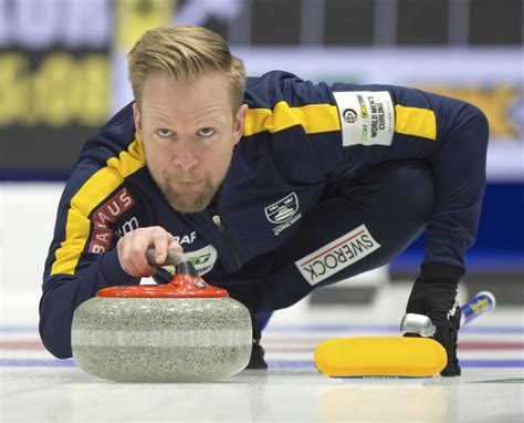 Curling Canada | Swedes on target!