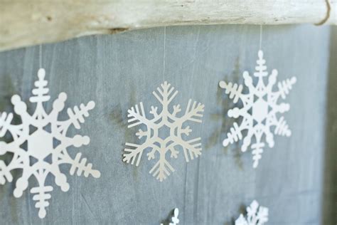 Simple Snowflake Wall Hanging Winter Decor