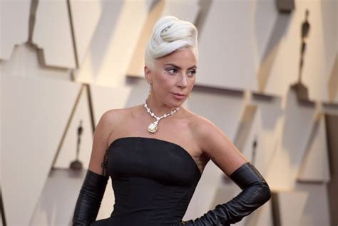 Lady Gaga und 15 weitere Stars, die mal im Milieu gearbeitet haben