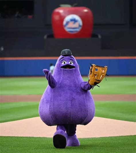 One Month Of GRIMACE-MANIA Has The New York Mets Smiling