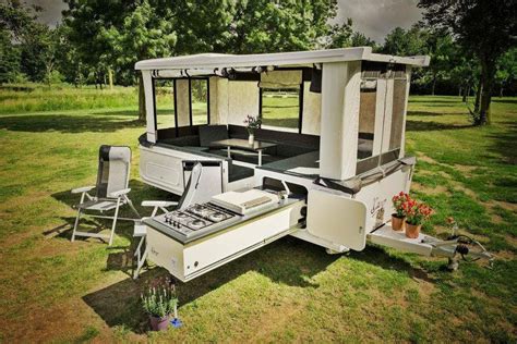 Camper trailer pops up in 30 seconds, boasts slide-out kitchen - Curbed