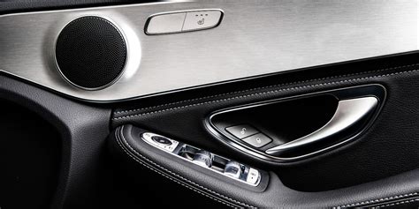 Mercedes C-Class Estate (2014-2017) Interior & Infotainment | carwow