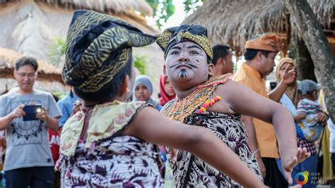 SASAK TRIBE OF LOMBOK: How Ancient Traditions Still Endure in the 21st Century • Our Awesome Planet