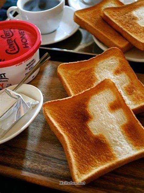 Creative Toast Bread Art