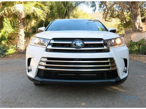 2017 Toyota Highlander Hybrid: 28 Exterior Photos | U.S. News