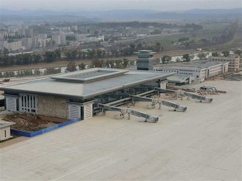 [Video] Inside North Korea's Shiny New International Airport - Saigoneer