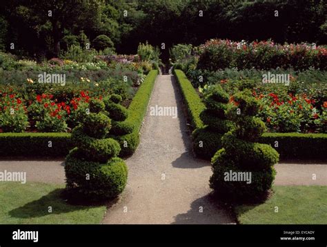 Glenveagh Castle, Co Donegal, Ireland; Castle Gardens Stock Photo - Alamy