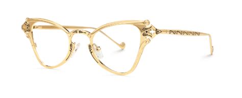 How to look attractive using cat eye gold eyeglasses - TechBullion