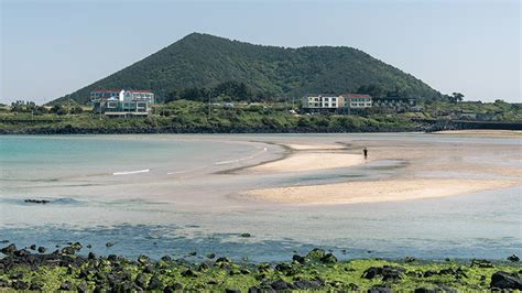 The Best Beaches On Jeju Island | Going the Whole Hogg