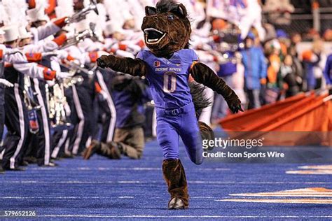 The Bronco Buster Photos and Premium High Res Pictures - Getty Images