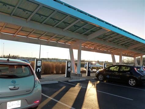 Charging up @Nissan LEAF at the Nissan Factory in Smyrna, TN with Blink ...