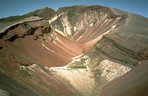 Mount Tarawera - Wikipedia