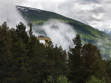 Aurland Viewing Bridge – Fubiz Media