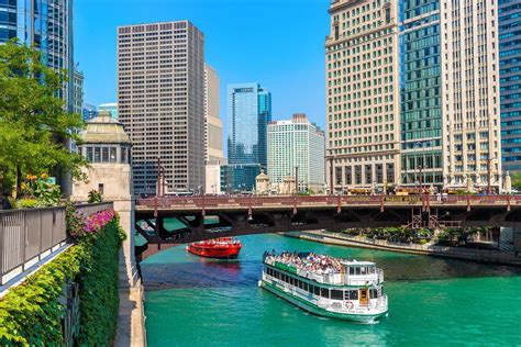 Midwest Autumn: 3 Fun, Unique Things to Do in Chicago in the Fall