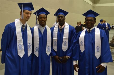 2013 New Kent High School Graduation - New Kent – Charles City Chronicle