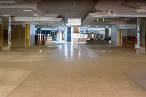 The Economics (and Nostalgia) of Dead Malls - The New York Times