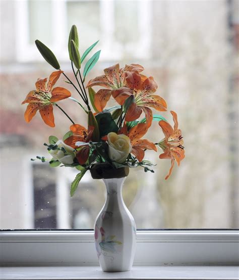 Flowers In A Vase Free Stock Photo - Public Domain Pictures