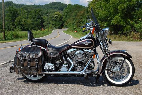 Harley-Davidson Harley-Davidson Softail Heritage Springer - Moto.ZombDrive.COM